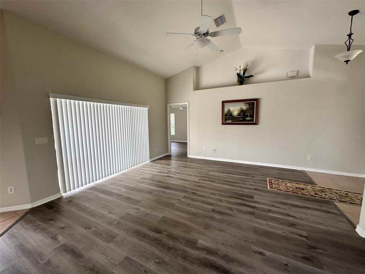 6121 Surf Ave - Photo 5 of 19