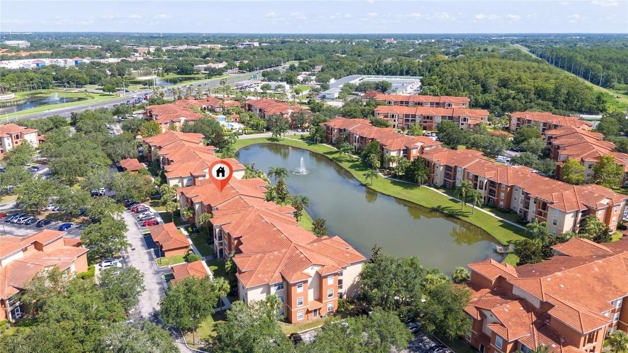 5548 Metrowest Blvd #202 - Photo 7 of 28