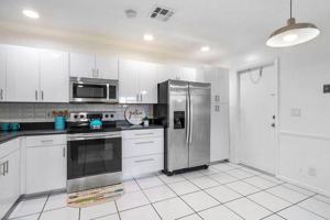 featured image of 10489 Mateo Court