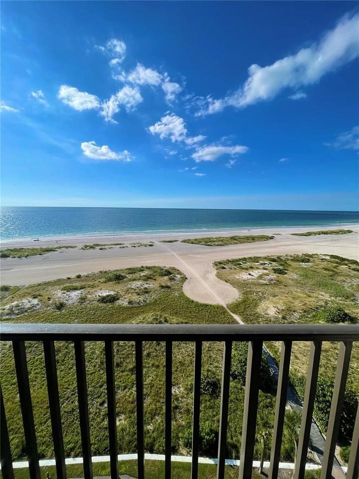 1290 Gulf Blvd #1003 - Photo 4 of 23