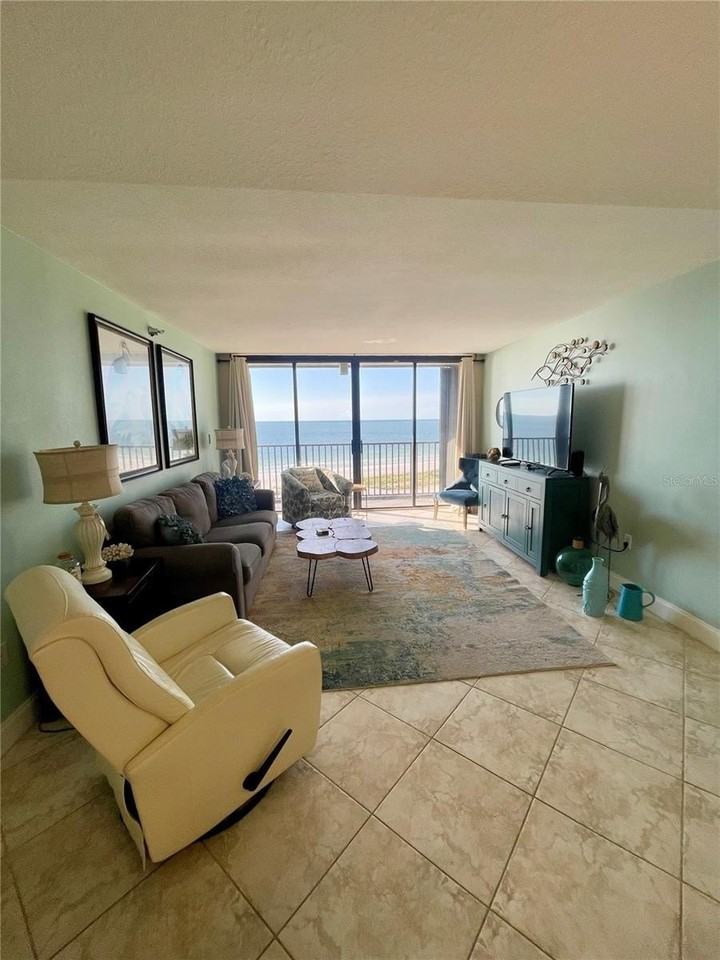 1290 Gulf Blvd #1003 - Photo 6 of 23