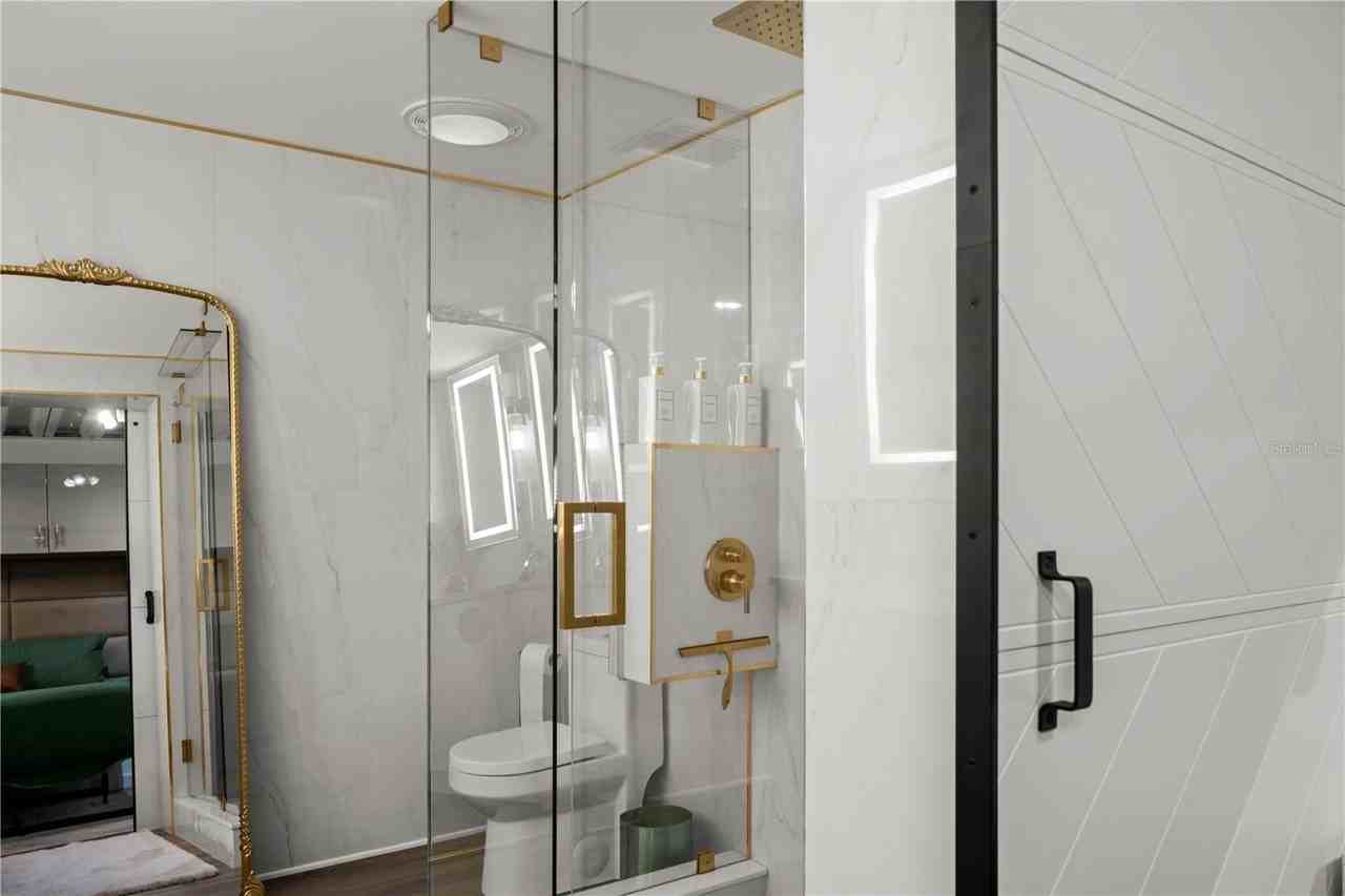 1312 E Washington St - Photo 7 of 24