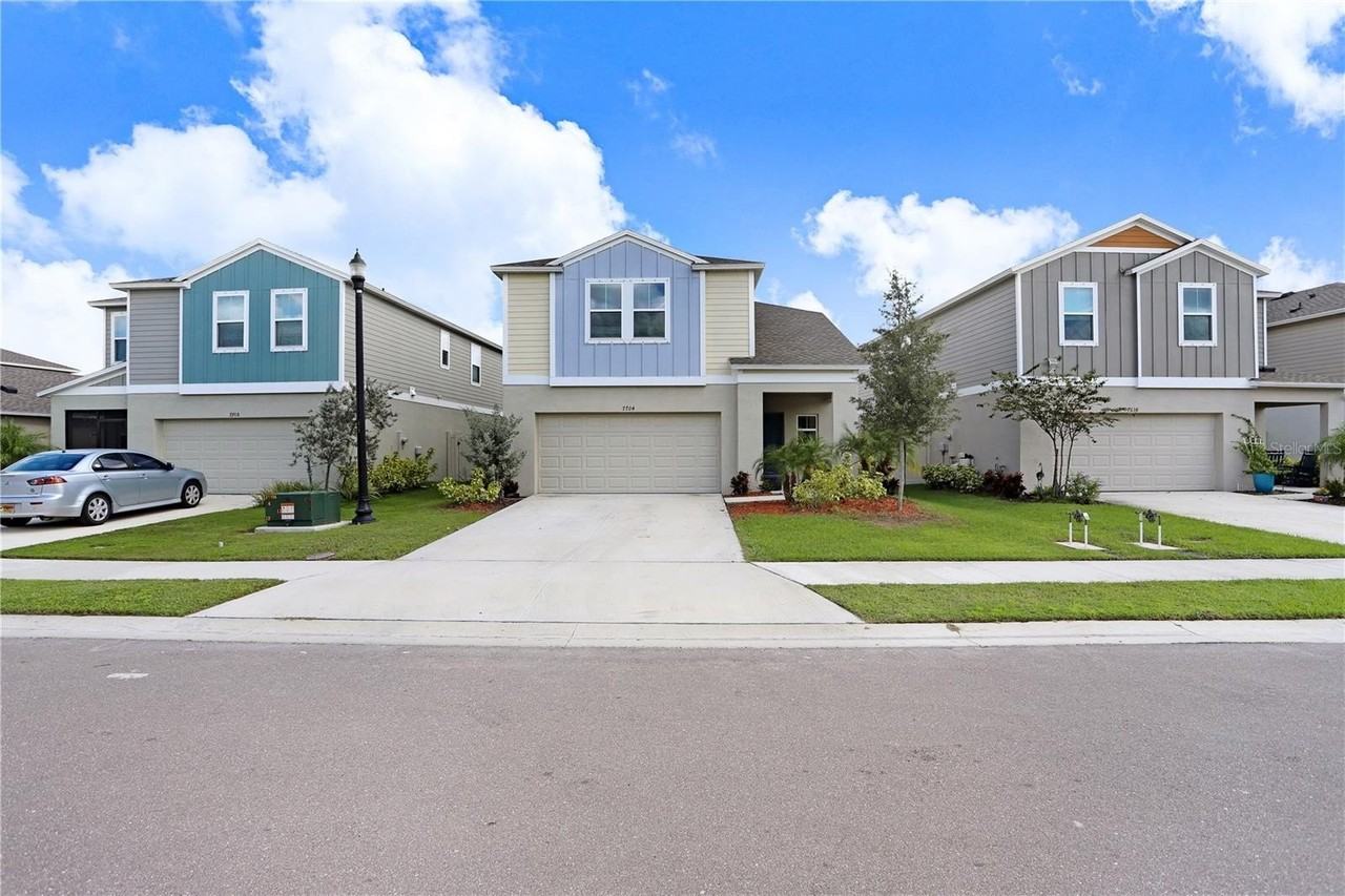 7704 Twin Leaf Ter - Photo 2 of 31