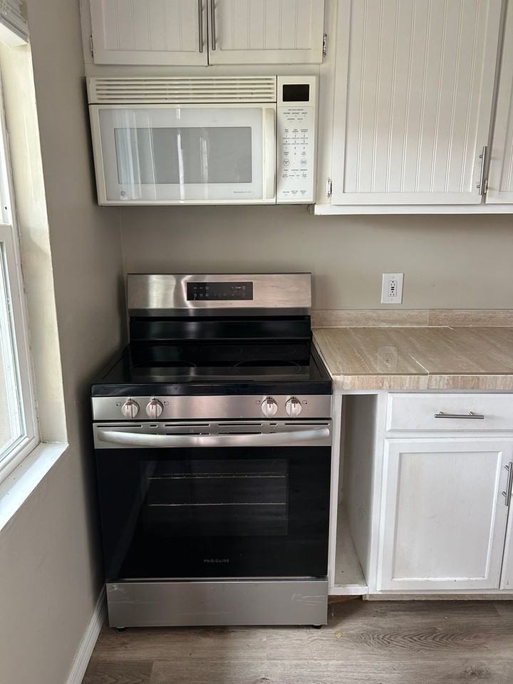 DSP 345 N Dewey - Photo 5 of 18