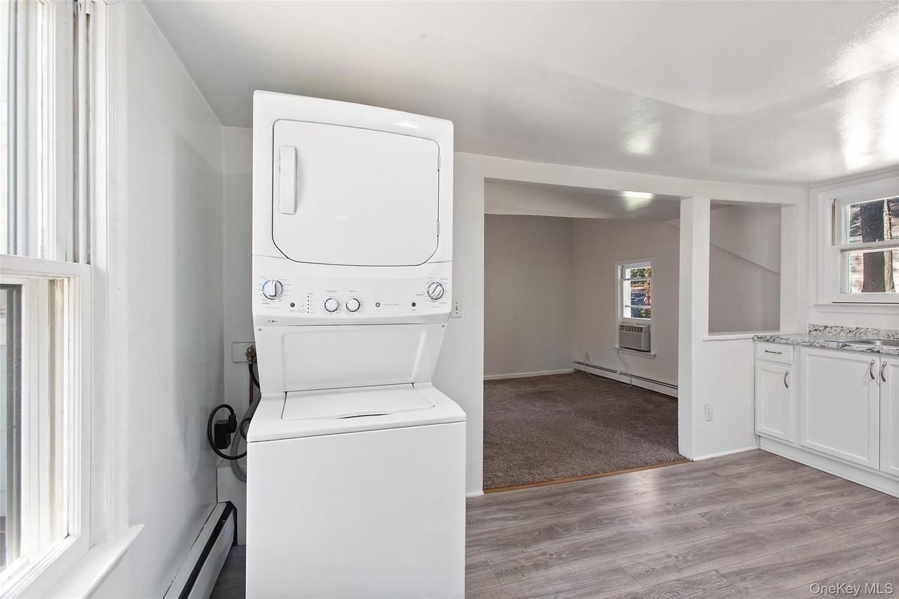 36 Anderson Rd #2ndFL - Photo 7 of 17