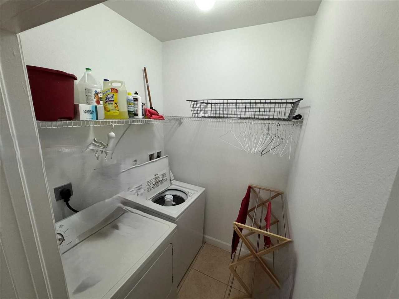 10748 Nw 74th Ter - Photo 2 of 8