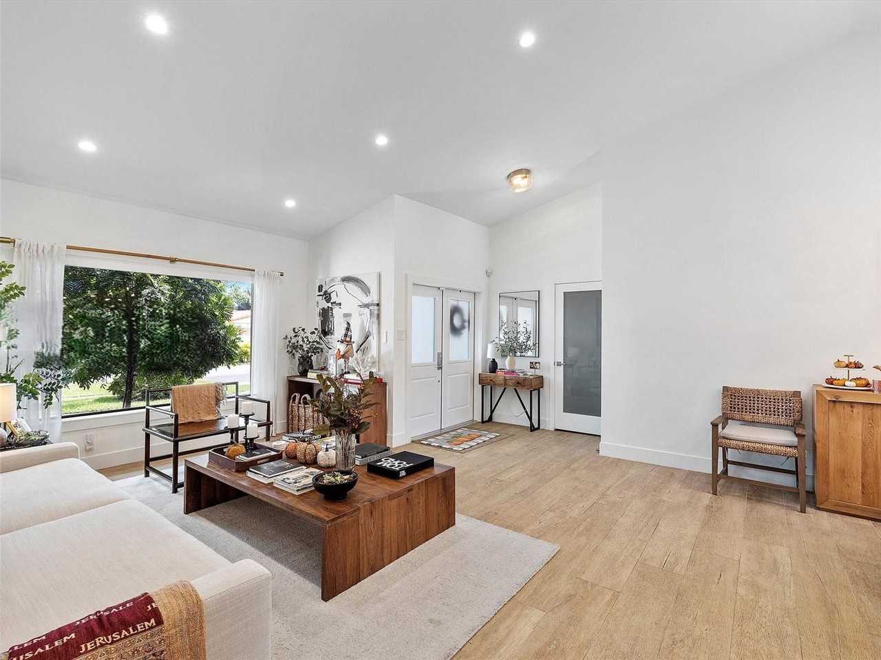 3776 Sw 107th Ct - Photo 7 of 8