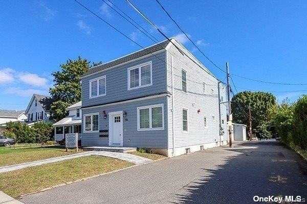 156 Jefferson Ave #3 - Photo 3 of 23