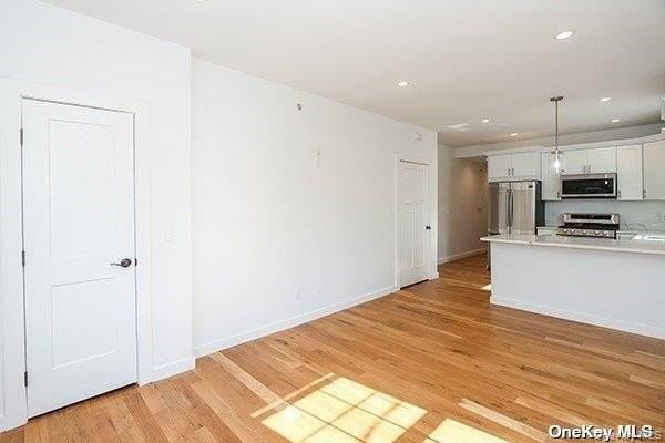 156 Jefferson Ave #3 - Photo 7 of 23