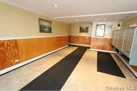 8720 175th St #5J - Photo 4 of 9