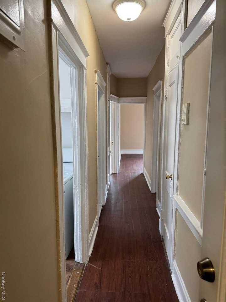 249 Mclean Ave #4A - Photo 4 of 4