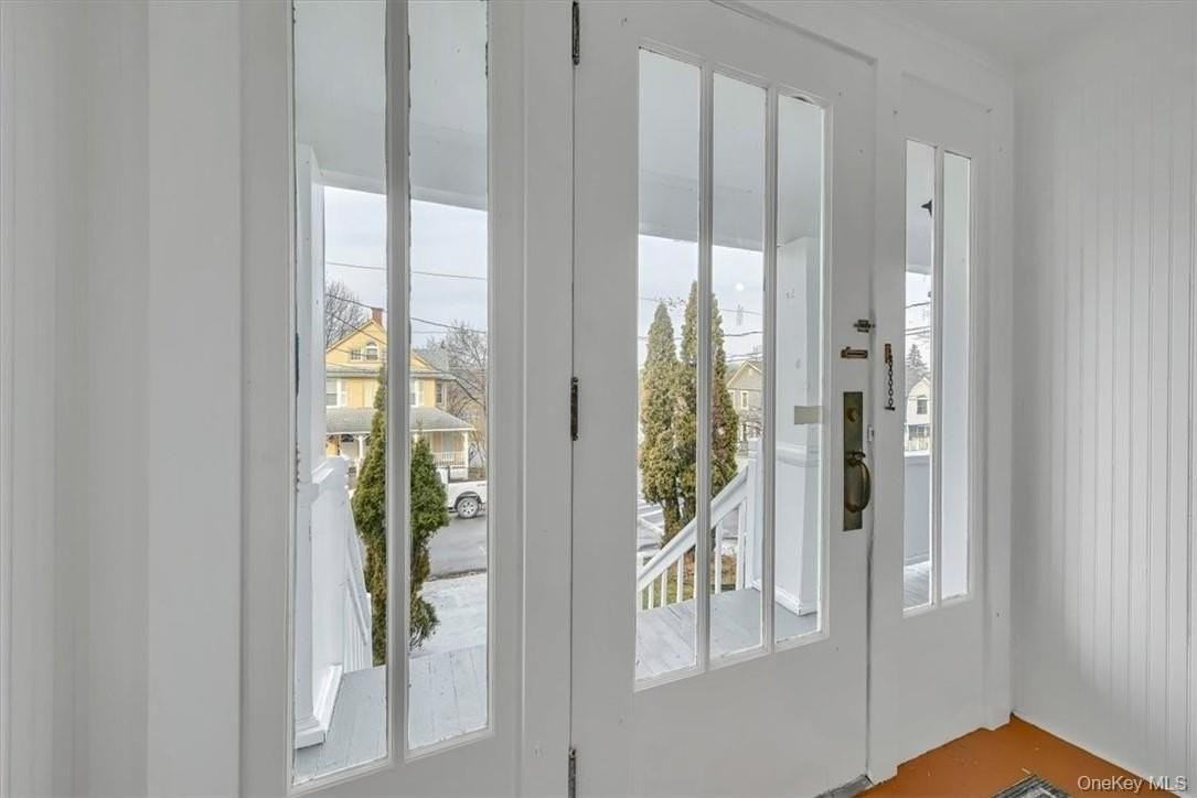 67 Watkins Avenue - Photo 5 of 35