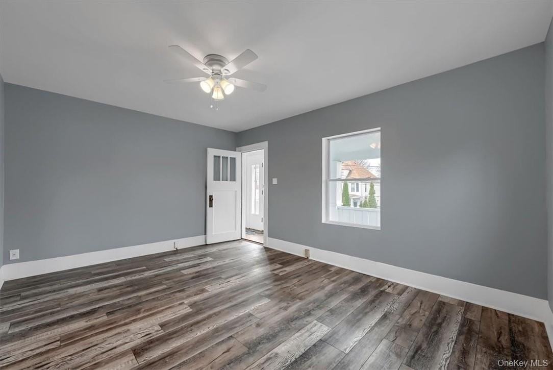 67 Watkins Avenue - Photo 7 of 35