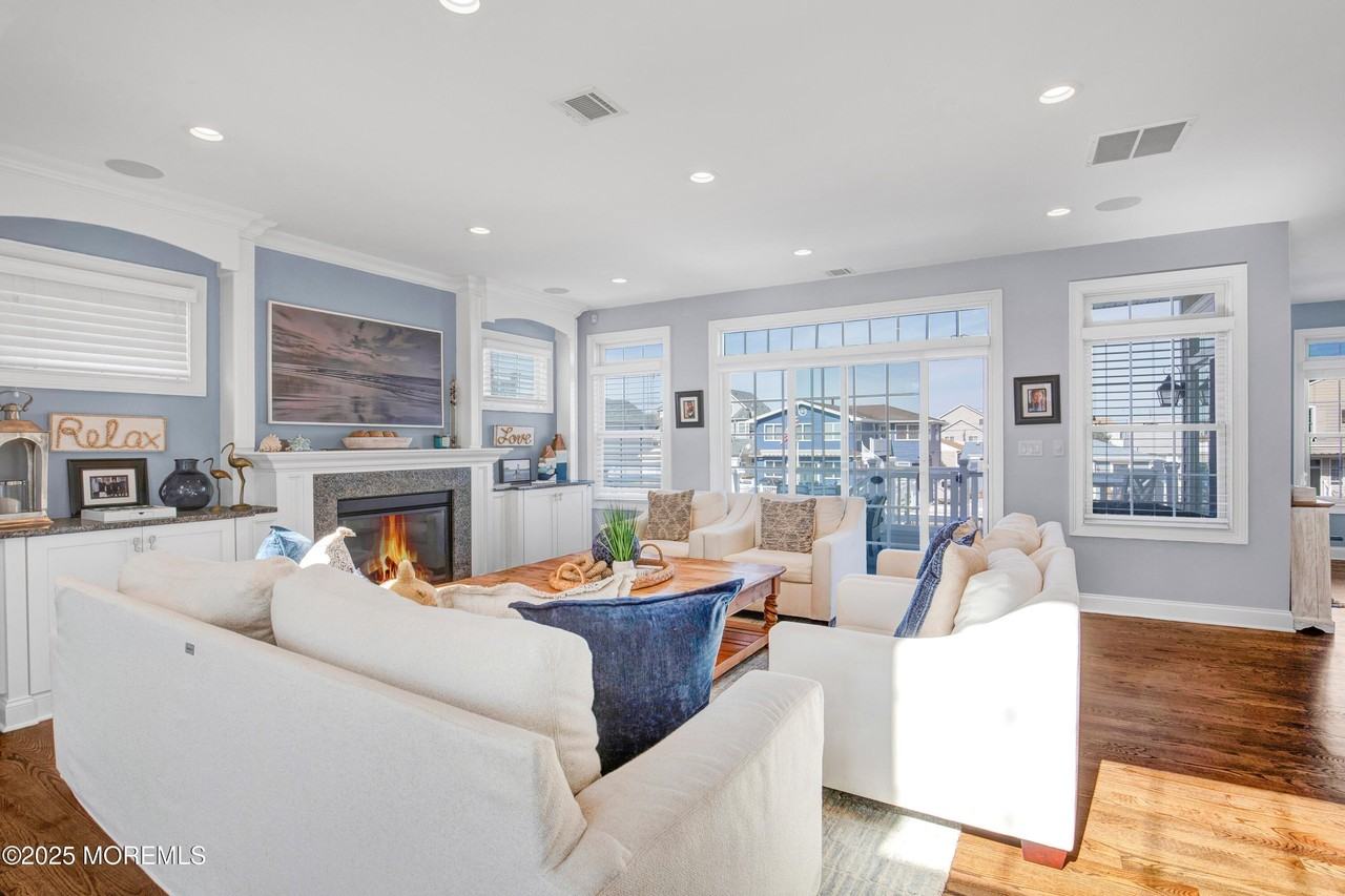 206 206 N Lagoon Road unit: Summer 2026 - Photo 5 of 50