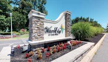 featured image of 1922 Waters Edge Dr