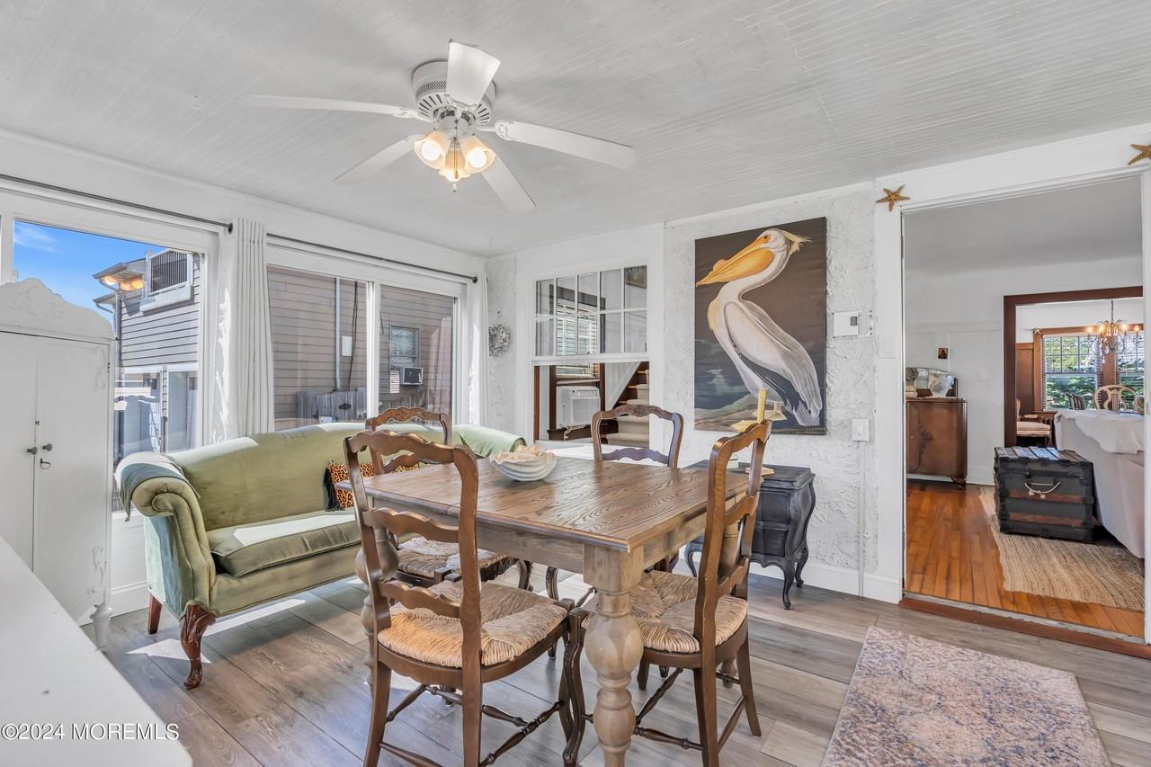 320 Sunset Dr S - Photo 7 of 12