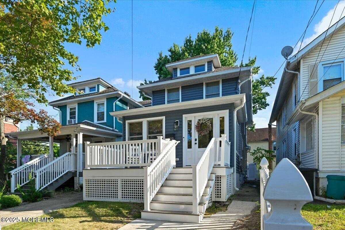 1102 2nd Ave - Photo 2 of 26