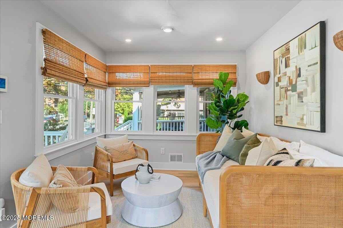 1102 2nd Ave - Photo 5 of 26