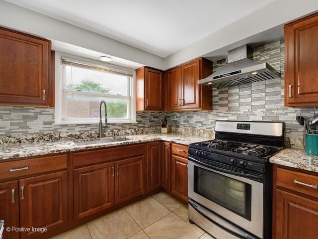 7241 N Ridge Blvd #301 - Photo 7 of 15