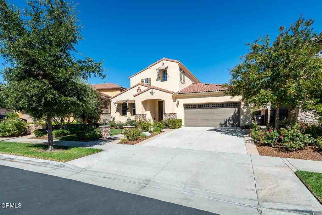 24863 Carbon Ln - Photo 3 of 50