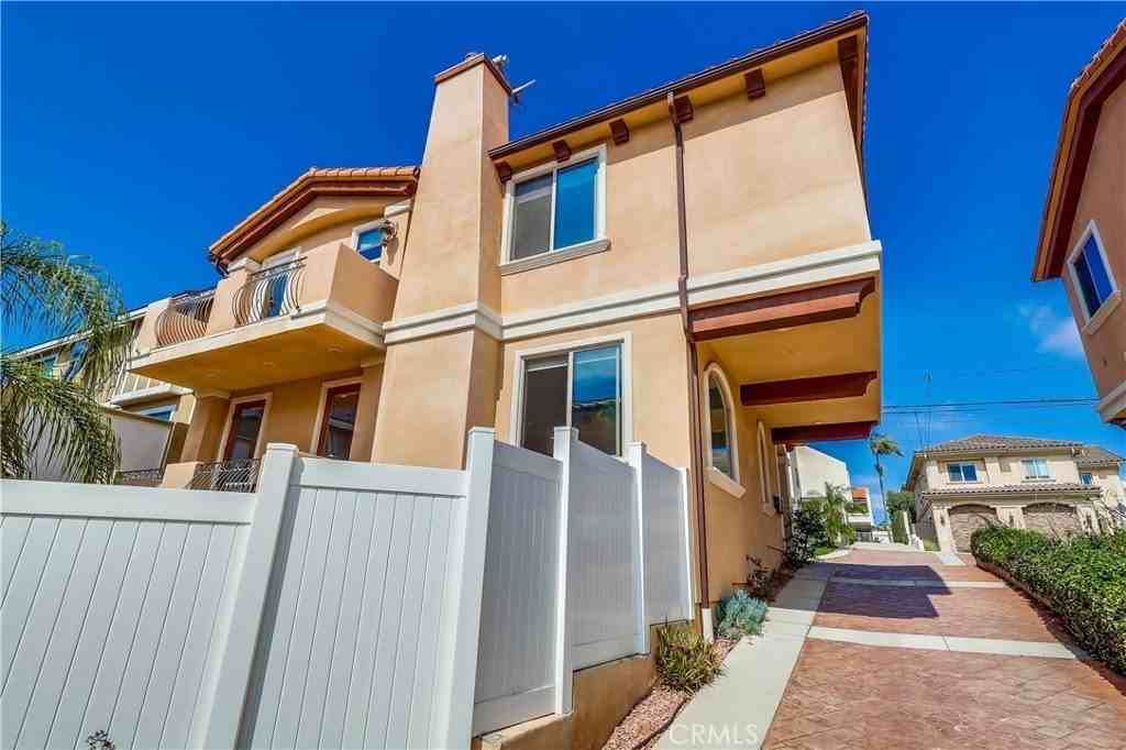 1902 Marshallfield Ln #A - Photo 4 of 50