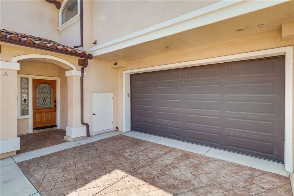 1902 Marshallfield Ln #A - Photo 5 of 50