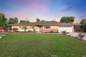 featured image of 2520 Louise Ave