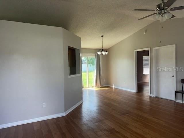 2931 Grayton St - Photo 3 of 19