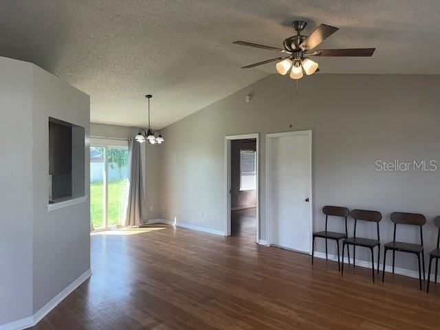 2931 Grayton St - Photo 4 of 19