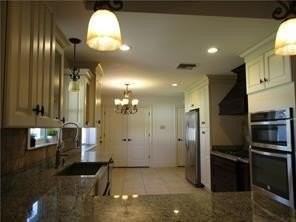 3024 Indiana Ave - Photo 5 of 16