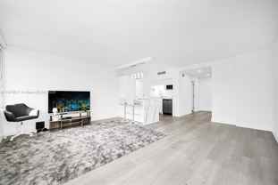1000 West Ave #224 - Photo 1 of 1