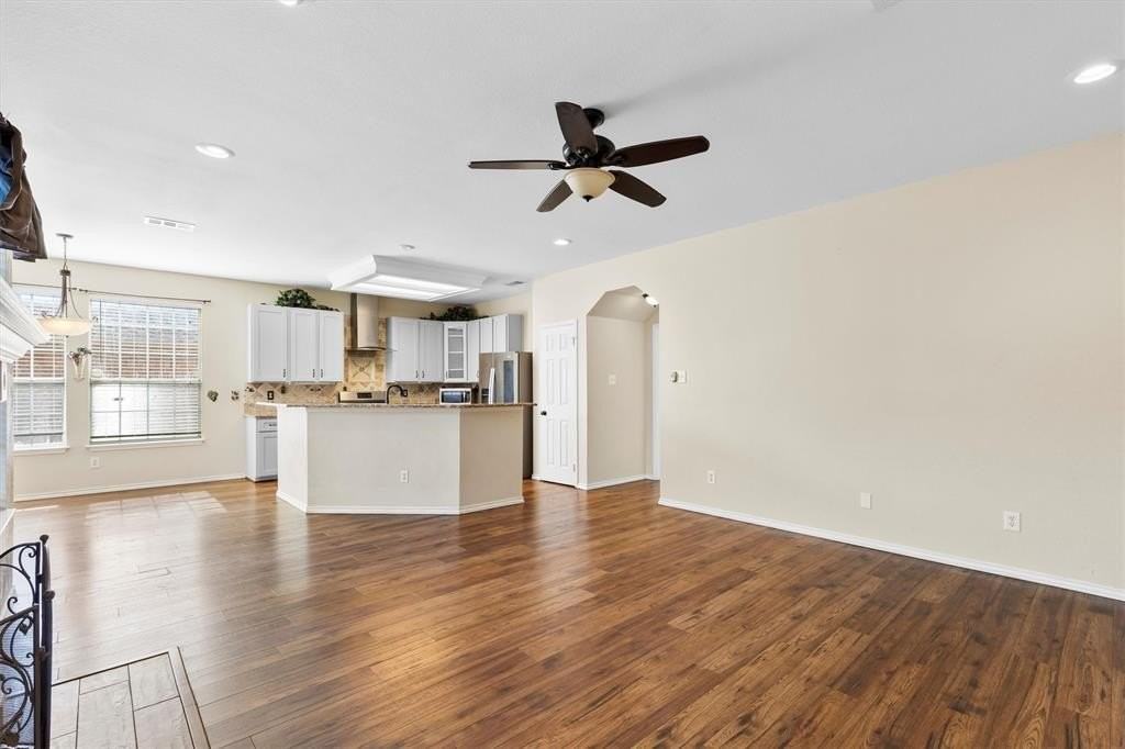 2028 Austin Drive - Photo 7 of 39