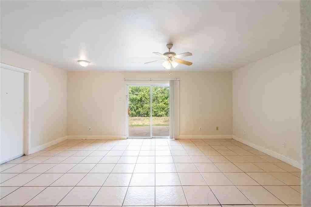 2622 Foxcroft Lane - Photo 6 of 22