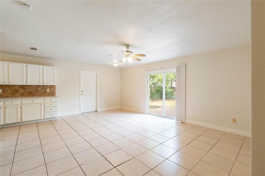 2622 Foxcroft Lane - Photo 7 of 22