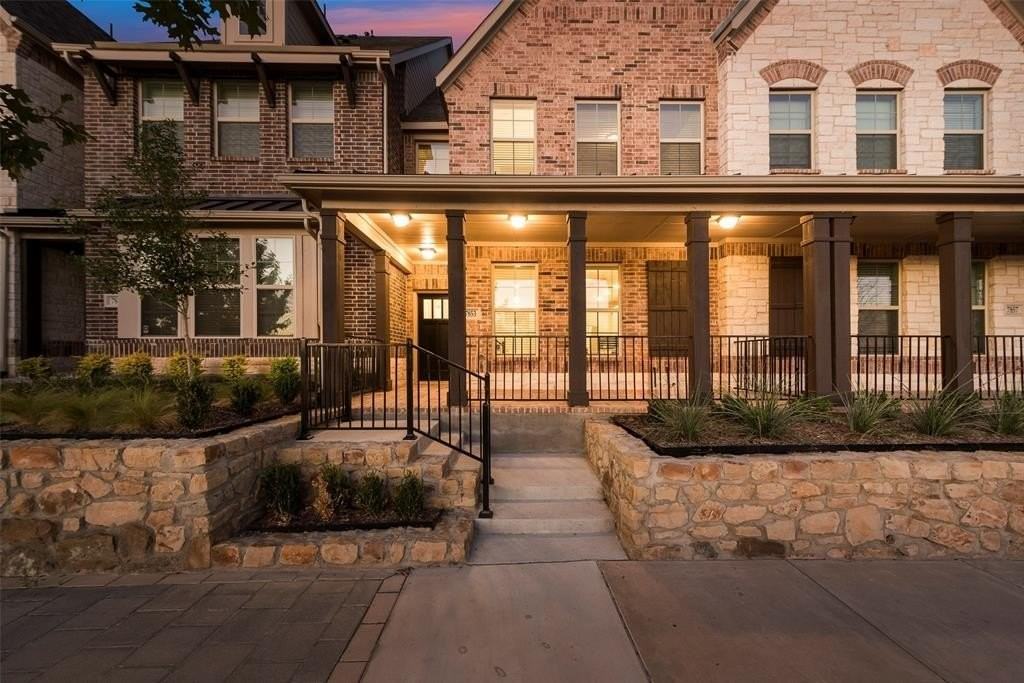 7853 Sunset Blvd - Photo 3 of 31