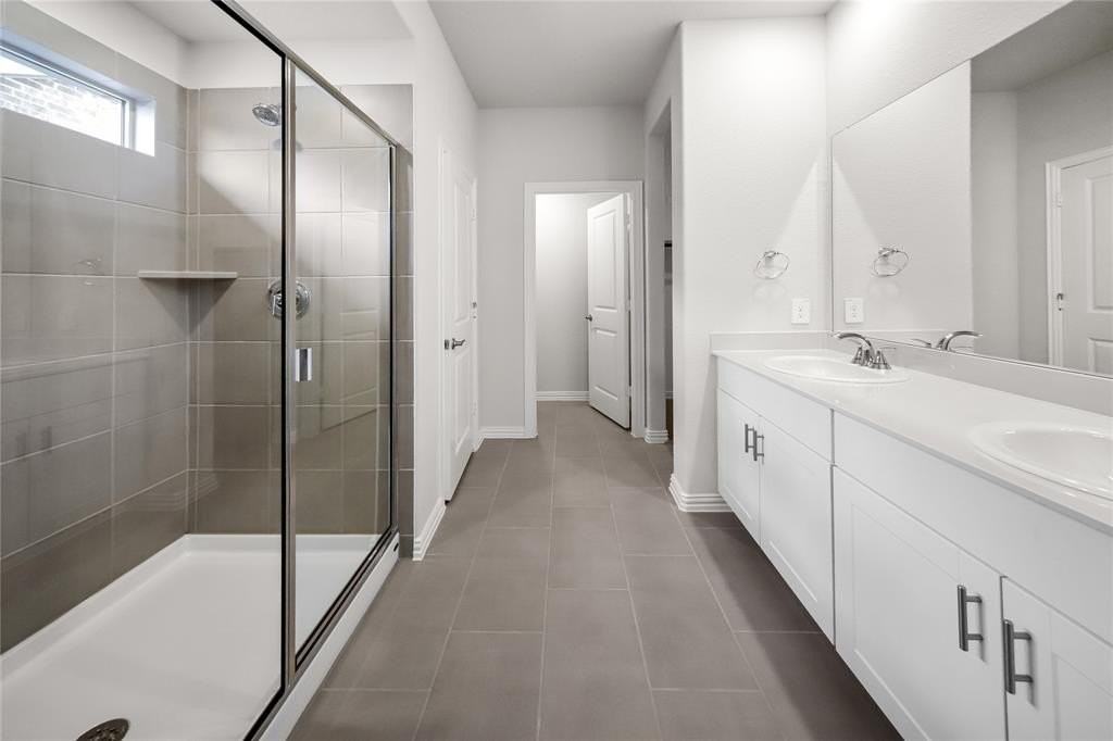 707 Whispering Winds Trl - Photo 6 of 16