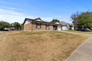 1449 Eastside Dr - Photo 1 of 1