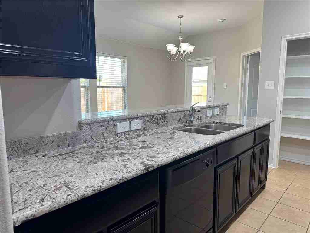 117 Chalk Rd - Photo 5 of 32