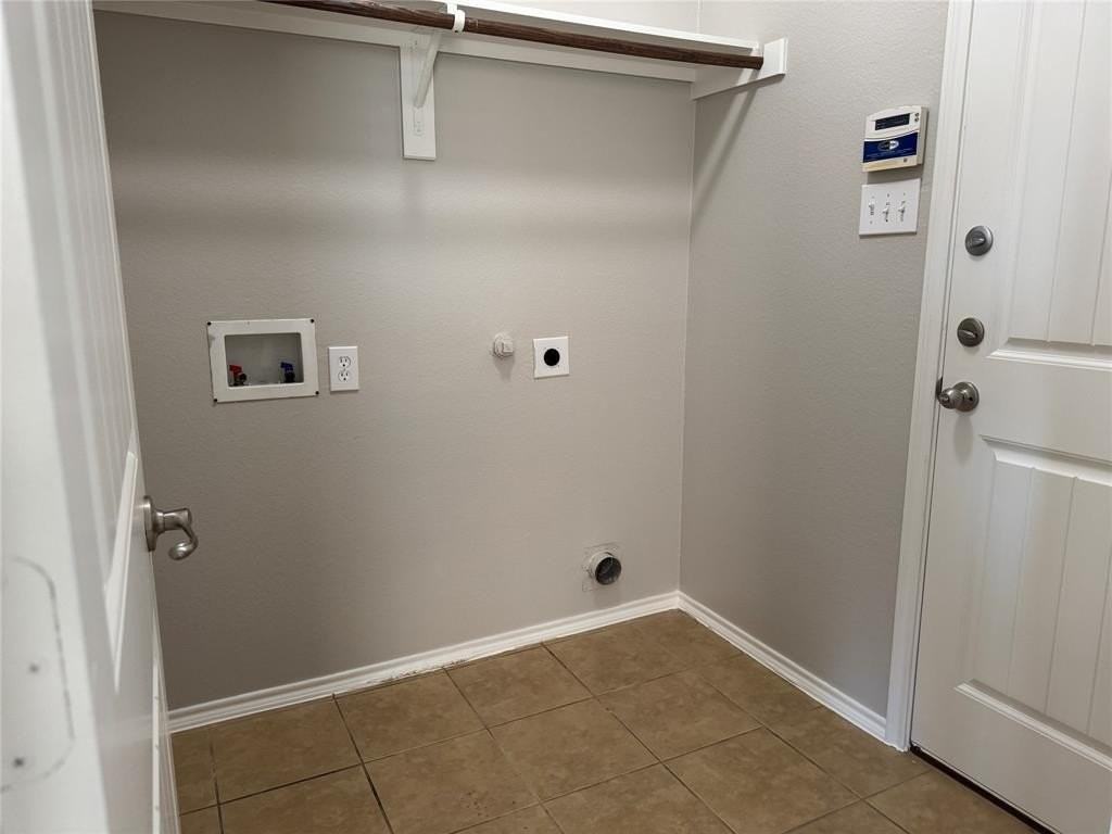 117 Chalk Rd - Photo 6 of 32