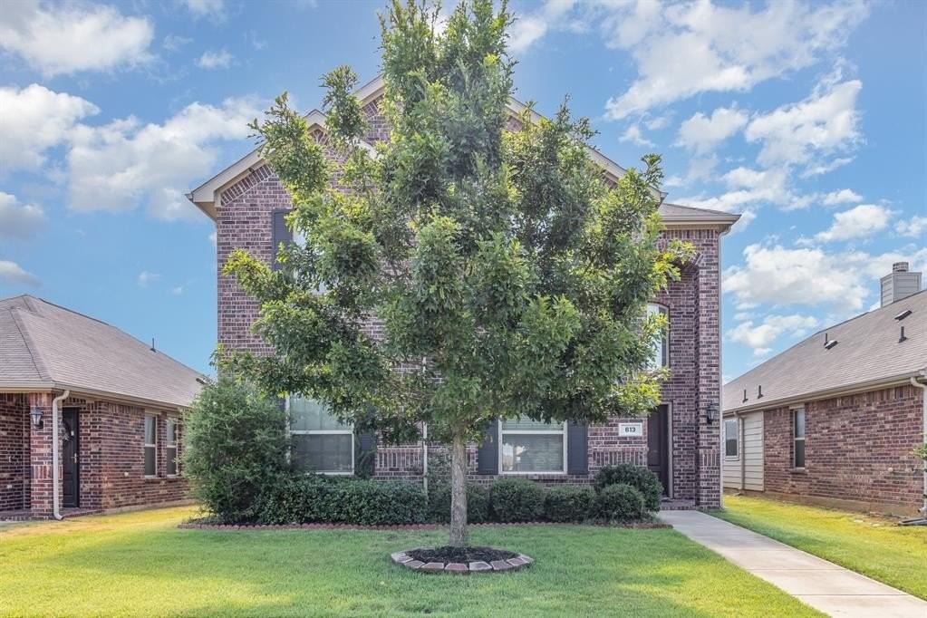 613 Wounded Knee Dr - Photo 4 of 29