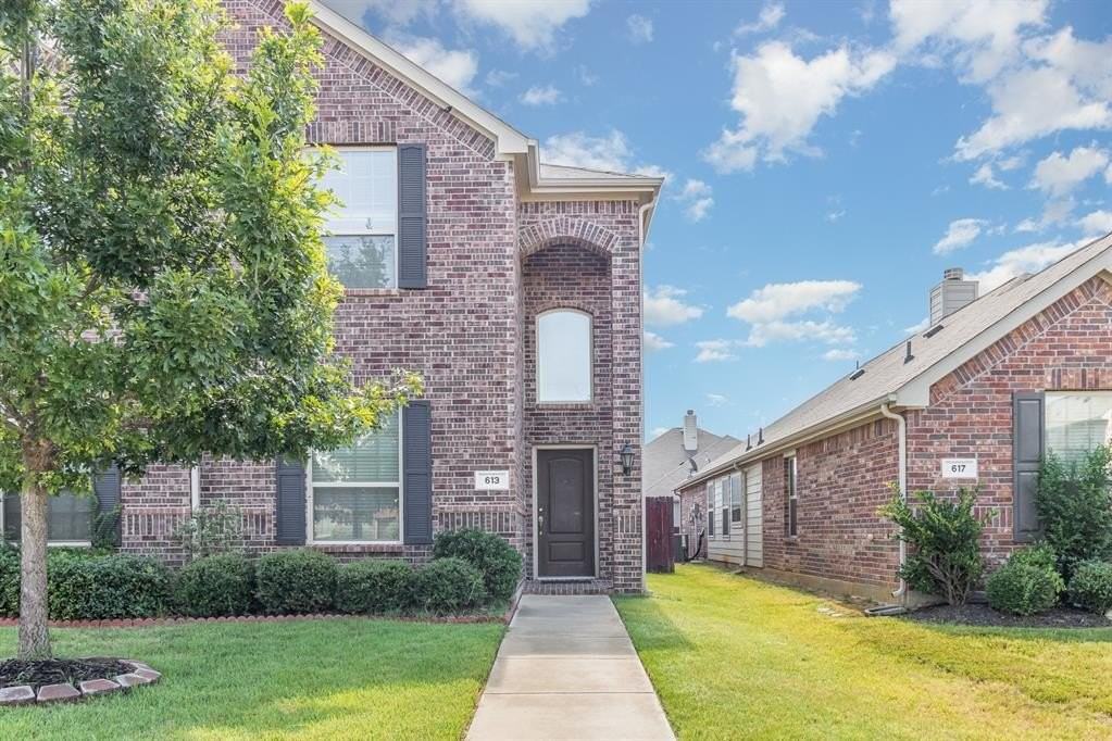 613 Wounded Knee Dr - Photo 5 of 29