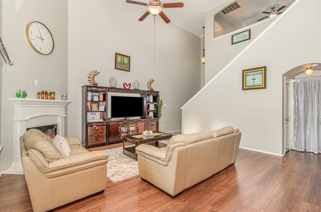 613 Wounded Knee Dr - Photo 7 of 29