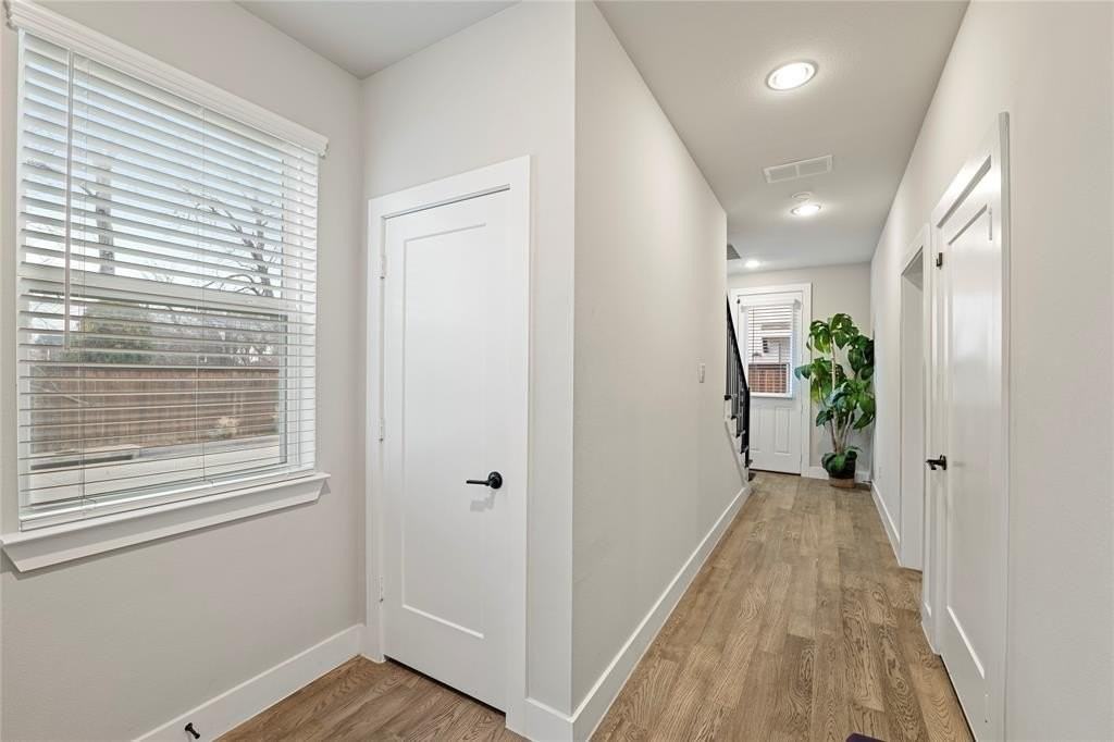 2656 El Camino Lane - Photo 6 of 40