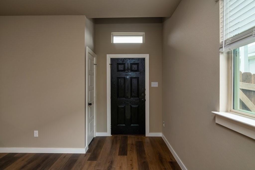 620 Harvest Moon Drive - Photo 4 of 21