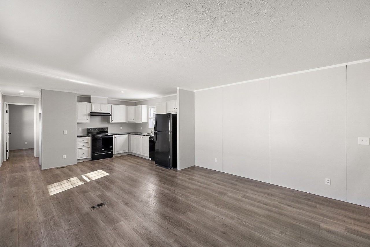 2805 Viewfield Lane - Photo 6 of 23