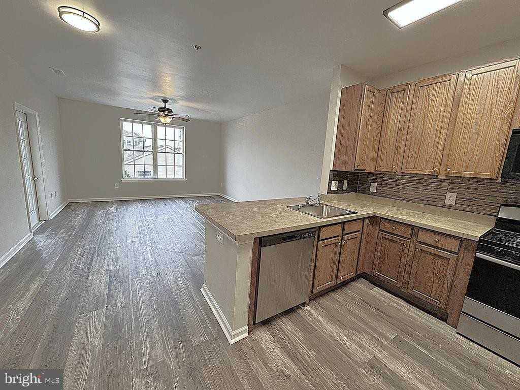 525 Highland Estates - Photo 5 of 19