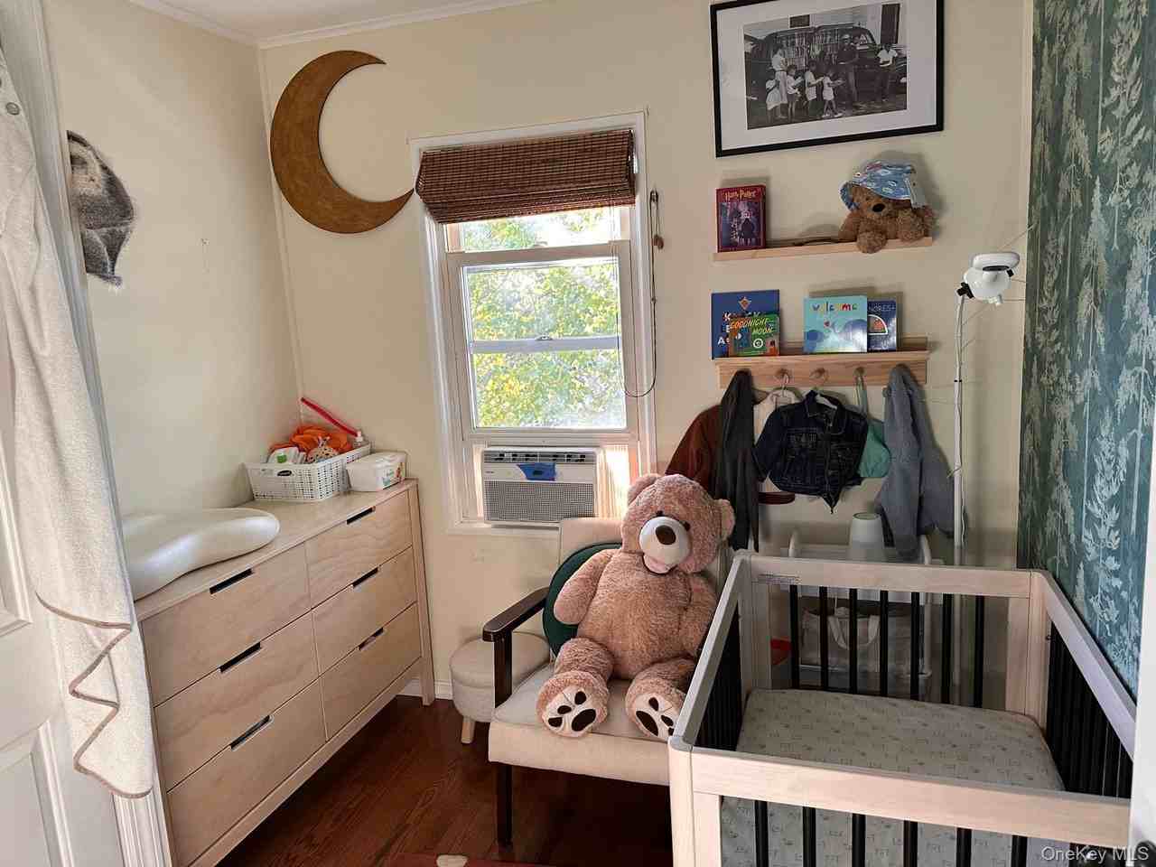 75 Derby St - Photo 5 of 8