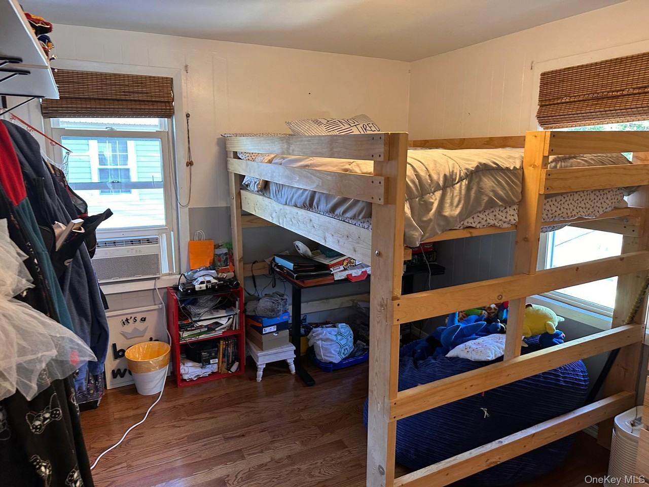 75 Derby St - Photo 6 of 8