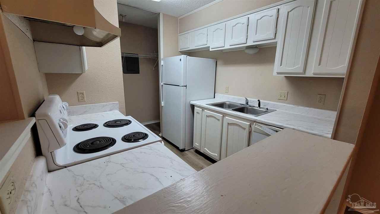 2299 Scenic Hwy #M3 - Photo 3 of 8