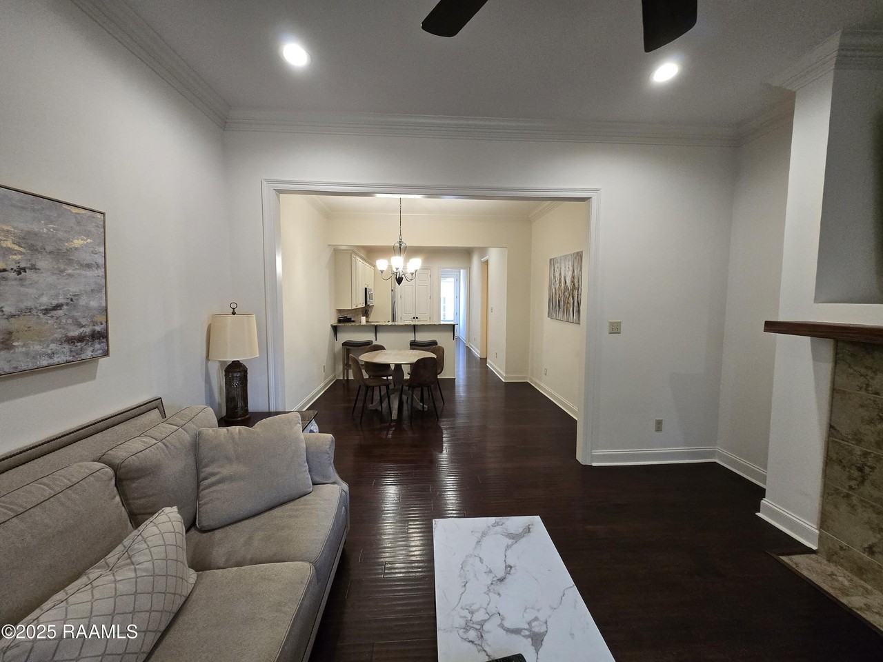 208 Traditions Dr - Photo 3 of 19